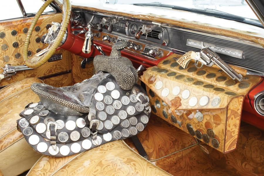 Интерьер Pontiac Bonneville Hank Williams Jr Custom Convertible 1964 года  (фото 11 из 24)